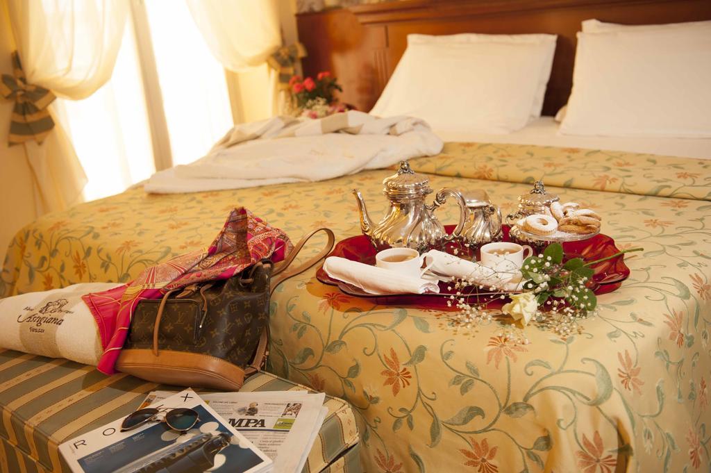 Hotel Astigiana & Appartamenti Varazze Extérieur photo